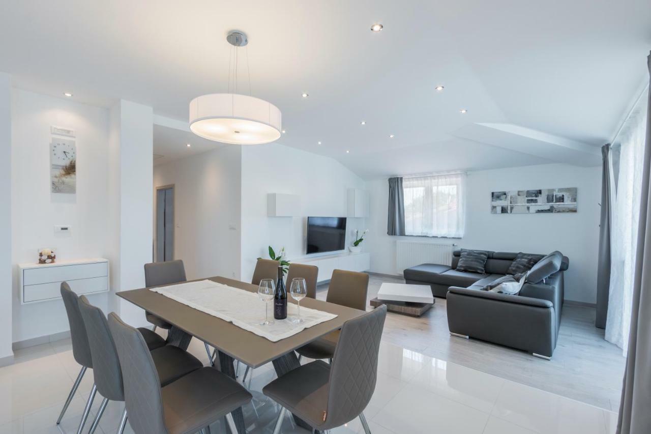 Apartments Igor Medulin Ngoại thất bức ảnh